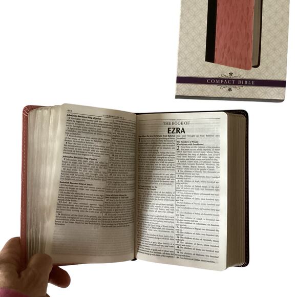 KJV Compact Bible Pink NIB 6" Ribbon Marker, Faux Leather - Picture 4 of 5